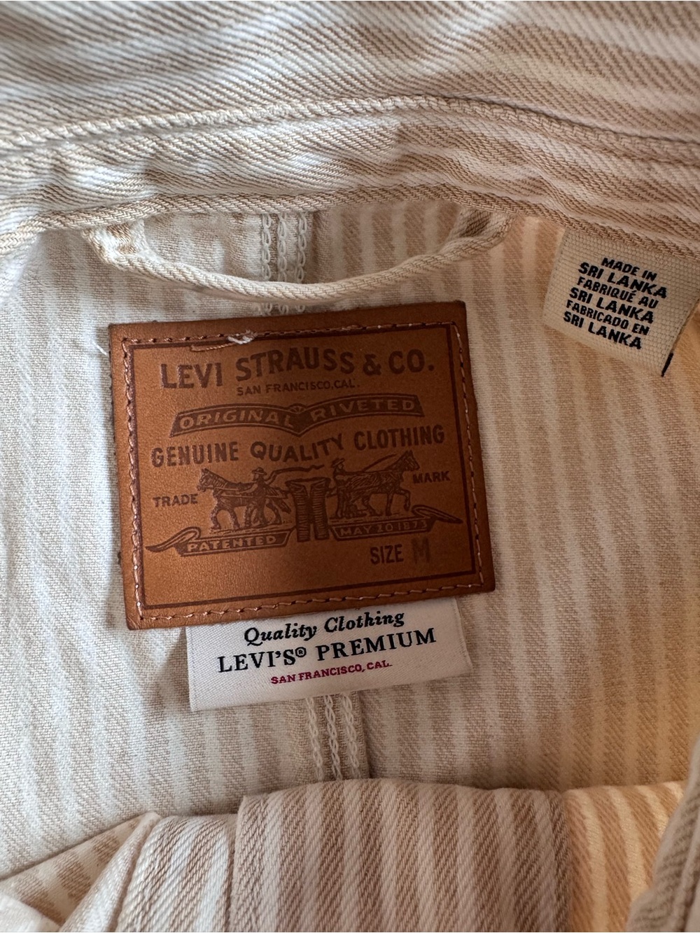Levi's Cream and White Striped Workwear Jacket - Picture 3 of 4
